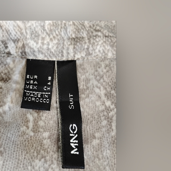 MNG REPTILE PRINT BLOUSE - Picture 7 of 11